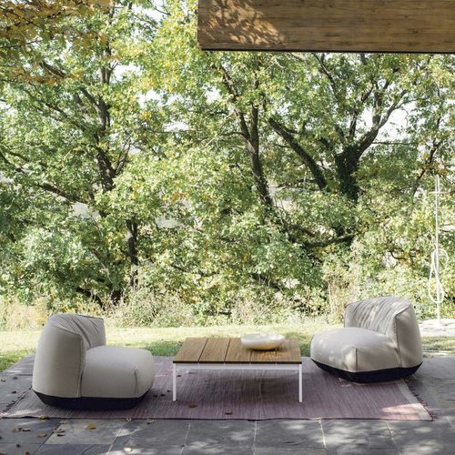 Moderner Couchtisch - BE—EASY SLATTED - Kristalia - Teakholz / Stahl / pulverbeschichteter Stahl