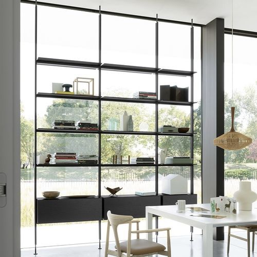Decke/Boden-Regalsystem - AVENUE–UP - Kristalia - modern / Holz / Aluminium