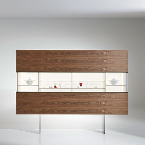 Sideboard mit hohen Beinen - GALLERY - Porro - modern / Holz / Metall