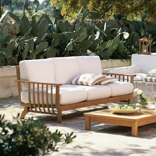 Klassisches Sofa - CHELSEA - Unopiù - für Garten / Stoff / mit abnehmbarem Kissen