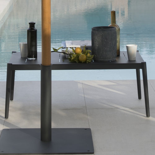 Moderner Couchtisch - LUCE - Unopiù - Aluminium / Kordel / Gestell aus Aluminium