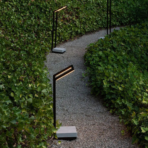 Bodenlampe - Tratto - Unopiù - galvanisiertes Eisen / modern / mit Kabel