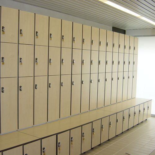 HPL-Garderobenschrank - FENOLA / sur mesure  - GEKIPS - RFID / Zahlen / Karten
