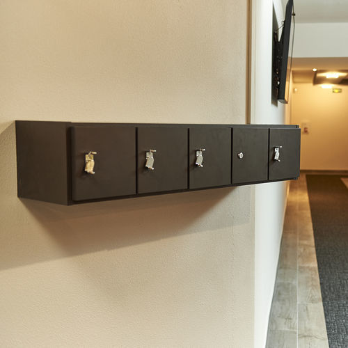 Melaminbeschichtetes Schließfach - ATHENA : 5 portes fixation murale - GEKIPS - RFID / Zahlen / Karten