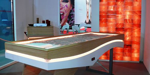 Chromotherapie-Wassermassageliege - EQUILIBRIUM - Inbeca Wellness Equipment S.L - für Gewerbegebrauch
