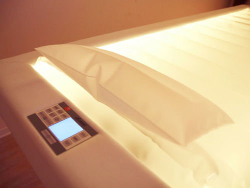 Chromotherapie-Wassermassageliege - SENSO - Inbeca Wellness Equipment S.L - für Gewerbegebrauch