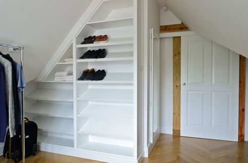 Wandmontierter begehbarer Kleiderschrank - AKAN-handmade furniture - modern / Holz