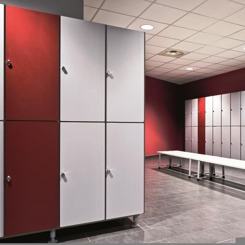 Laminat-Garderobenschrank - MULTI - FRANCE EQUIPEMENT - für Sportanlage / für Schulen / gesichert