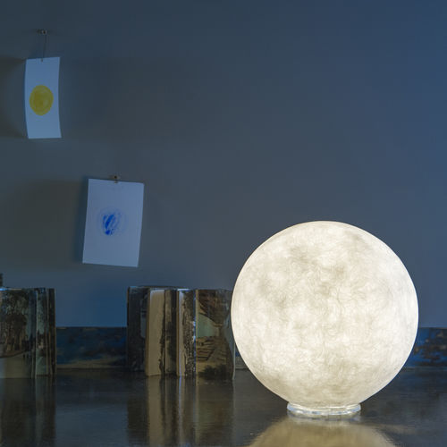 Tischlampe - T.moon - in-es artdesign - Polycarbonat / Nebulite® / modern