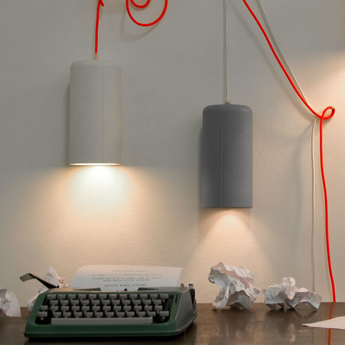 Moderne Wandleuchte - Candle 1 - in-es artdesign - für den Innenraum / aus Laprene® / zylinderförmig
