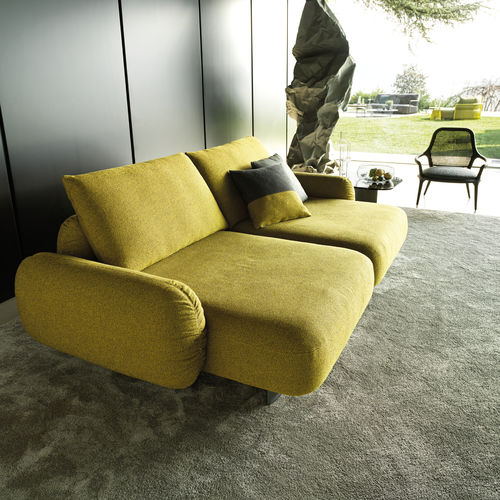 Modernes Sofa - IGGY - BERTO - Stoff / Leder / mit Armlehnen