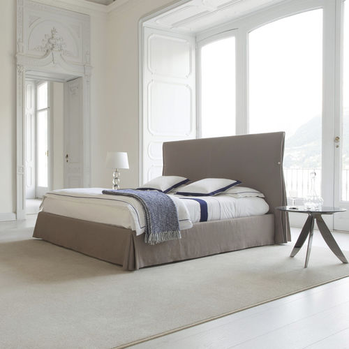 Doppelbett - SORBONNE - BERTO - modern / gepolstertes Kopfteil / Bettkasten