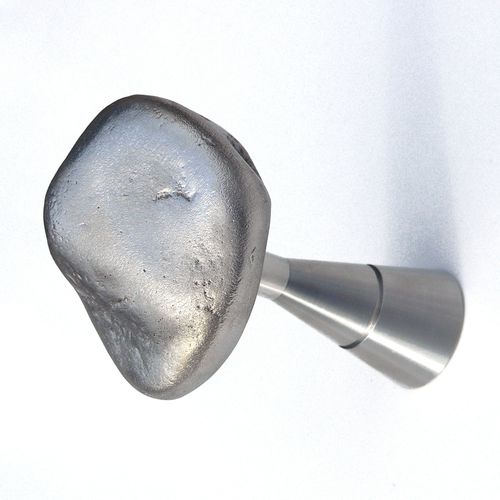 Wandmontierter Garderobenständer - LUNAR STONES - INSILVIS - modern / Edelstahl