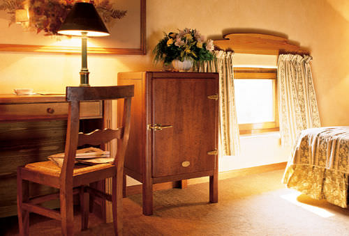 Minibarmöbel für Hotelzimmer - MINI-GHIACCIAIA - MENEGHINI