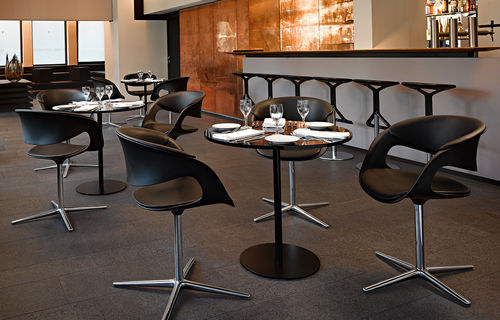 Moderner Tisch - LOX - Walter Knoll - Massivholz / Gestell aus Massivholz / rund