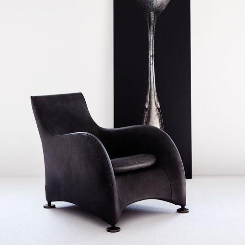 Moderner Sessel - LOGE - MONTIS - Leder / Stoff / rot