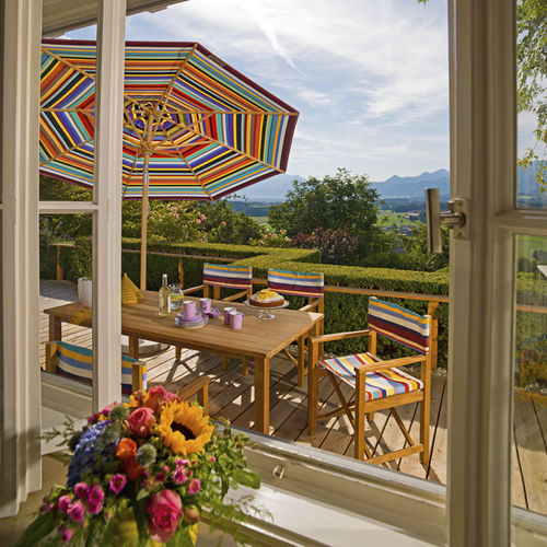Moderner Stuhl - CABIN - WEISHÄUPL Möbelwerkstätten GmbH - für Außenbereich / Batyline® / Massivholz