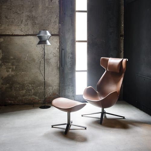Moderner Sessel - SHELTER - Tacchini - Leder / Stoff / mit Fußstütze