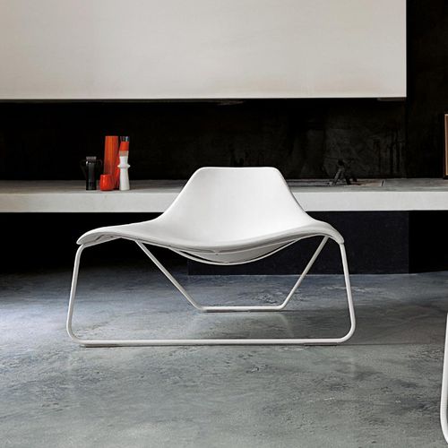 Moderner Kaminsessel - GLIDE - Tacchini - Leder / schwarz / weiß