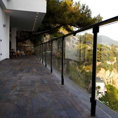 Glasgeländer - MULTICOLOR - Artesia S.r.l - Platten / für Außenbereich / für Terrasse