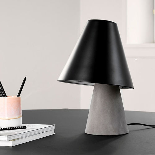 Tischlampe - ARMSTRONG - Frandsen Lighting - Stoff / Beton / modern