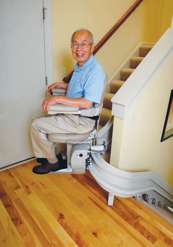 Treppenlift für den Innenraum - ELITE : CRE-2110 - Bruno Independent Living Aids - drehbar