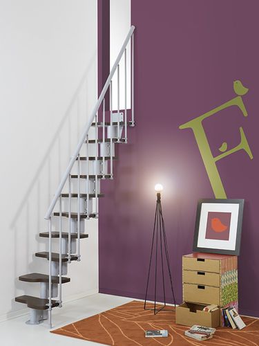 Gerade Treppe - FOLK - FONTANOT - ALBINI & FONTANOT - Holzstufen / mit Stahlstruktur / modern