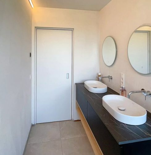 Tür für Innenbereich - ANYWHITE - ANYWAY DOORS - Aluminium / einflügelig / drehend