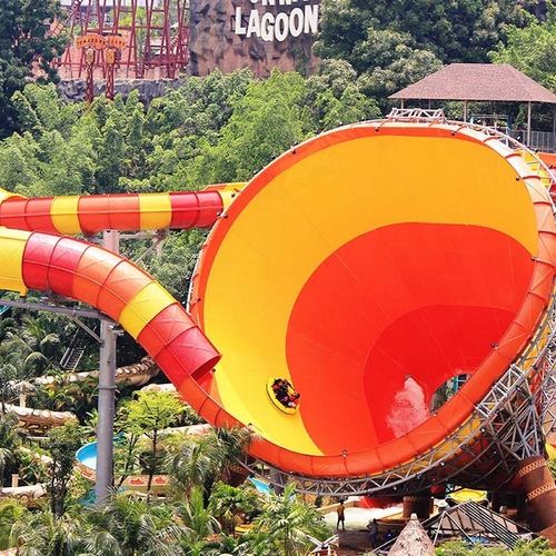 Drehende Rutsche - ABYSS  - WhiteWater - für Aquapark / rohrförmig / Mehrfach