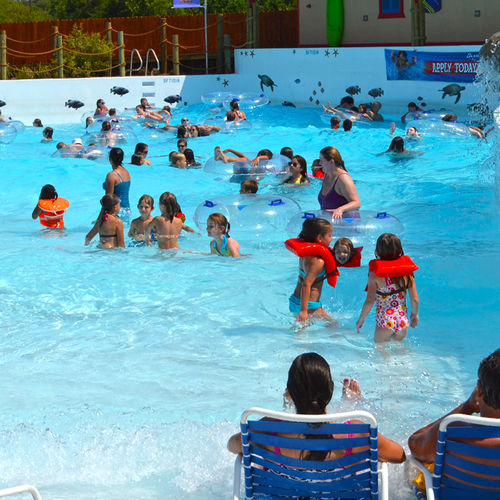 Wellenschwimmbecken - FAMILY WAVE POOL - WhiteWater - für Außenbereich / erdverlegt / Beton