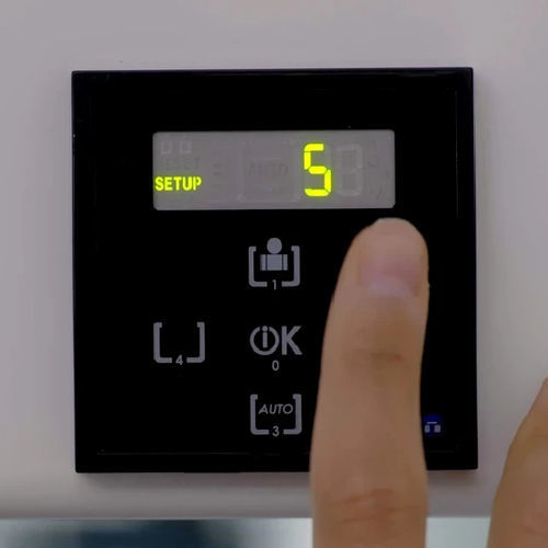 Bedientastatur für Zugangskontrolle - OPTIMA+ - Manusa - für Dauerüberwachung / wandmontiert / mit Touchscreen