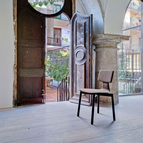 Esszimmerstuhl / skandinavisches Design - SILLA40 - SANCAL - für den Innenraum / Stoff / Holz