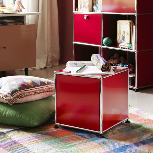 Moderner Beistelltisch - USM Haller - USM Modular Furniture - Metall / Gestell aus Metall / quadratisch