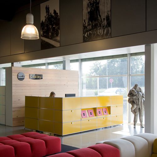 Metall-Empfangstheke - USM Haller - USM Modular Furniture