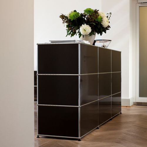 Hohes Sideboard - USM Haller - USM Modular Furniture - modern / Metall / maßgefertigt