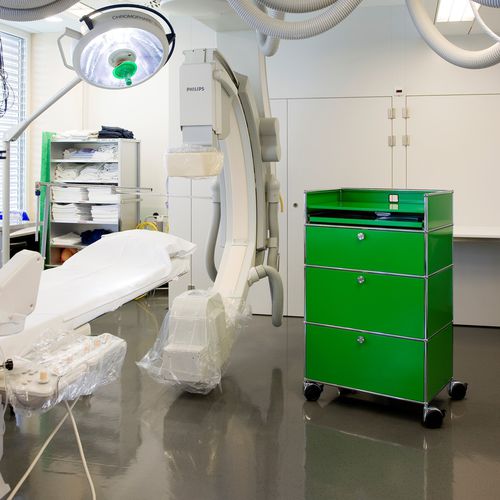 Pflegewagen - USM Haller - USM Modular Furniture - für Gesundheitseinrichtungen / individuell gestaltbar / maßgefertigt