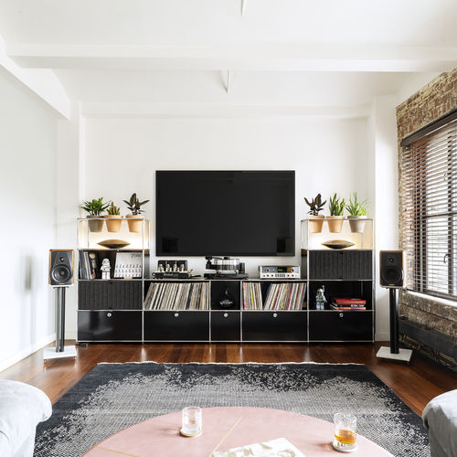 Modernes Fernsehmöbel - USM Haller Soft Panel – Dark Grey - USM Modular Furniture - lowboard / mit Regal / mit integriertem Stauraum