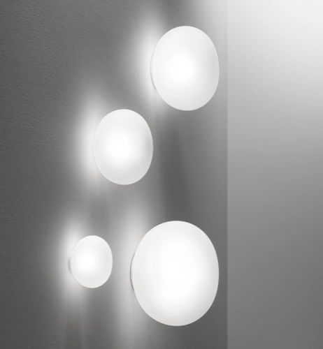 Moderne Wandleuchte - LUCCIOLA - Vistosi - für den Innenraum / geblasenes Glas / sphärisch