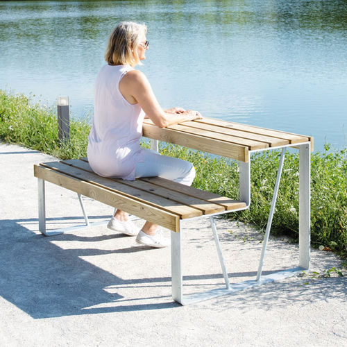 Mobile Sitztribüne - ATLANTIQUE - AREA - Kiefer / Esche / galvanisiertem Stahl