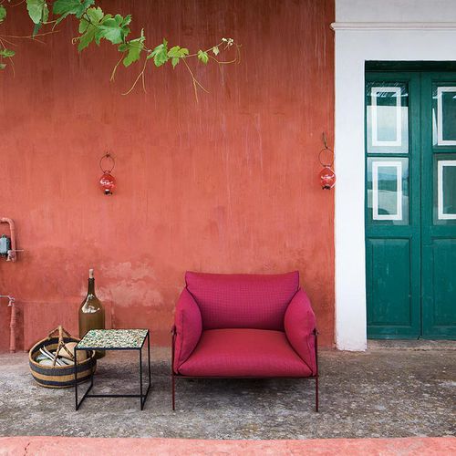 Moderner Sessel - KABÀ - PAOLA LENTI - Stoff / Polyesterfaser / für Garten