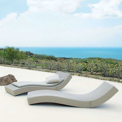 Moderne Sonnenliege - WAVE - PAOLA LENTI - Polyester / Kordel / für Garten
