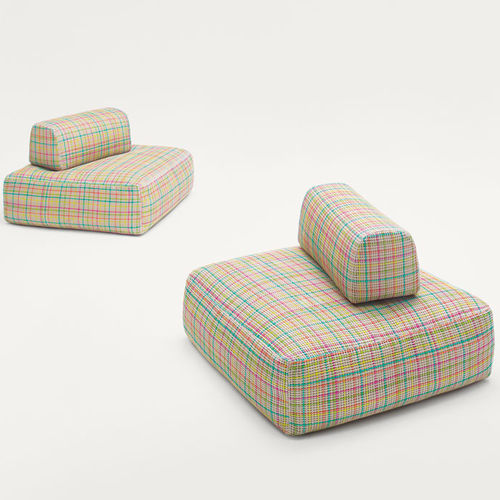 Modernes Sitzkissen - HOPI - PAOLA LENTI - Stoff / Polystyrol / quadratisch