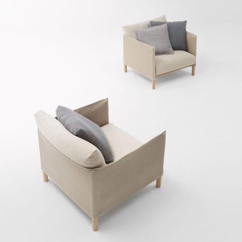 Moderner Sessel - VESPUCCI - PAOLA LENTI - Stoff / Holz / Polyesterfaser