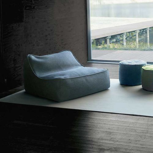 Moderner Kaminsessel - FLOAT - PAOLA LENTI - Stoff / Polster / mit abziehbarem Bezug