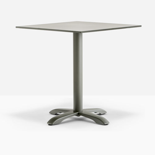 Moderner Bistrotisch - EASY 4761 - PEDRALI - Holz / Gestell aus Stahl / Gestell aus Gusseisen