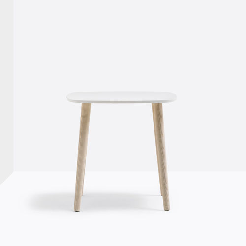 Moderner Couchtisch - MALMÖ MLT - PEDRALI - Holzfurnier / MDF / Laminat