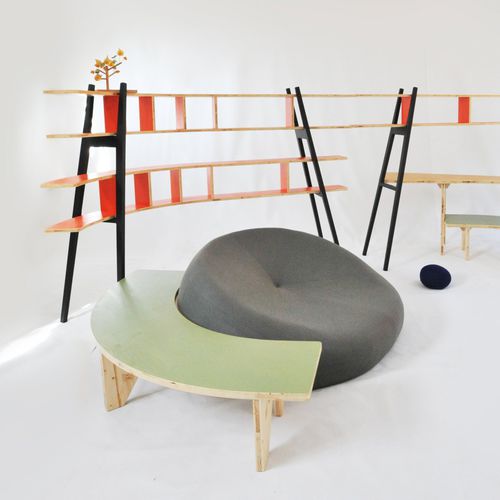 Moderner Schreibtisch - LE HASARD - SMARIN - Fichte / für Eckeinbau / mit Regal