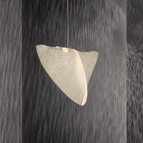 Hängelampe - BALLET ELANCÉ - a emotional light - aus lackiertem Stahl / Edelstahlgewebe / originelles Design