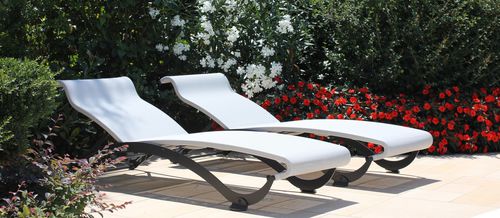 Moderne Sonnenliege - SOLE  - FIVE STARS ITALY - Batyline® / abperlendes Gewebe / Aluminium