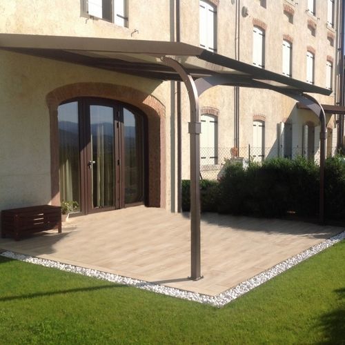 Angebaute Pergola - MAYA - FIVE STARS ITALY - Aluminium / galvanisiertem Stahl / mit Aluminiumabdeckung